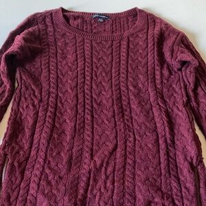 AE burgundy wine crewneck sweater